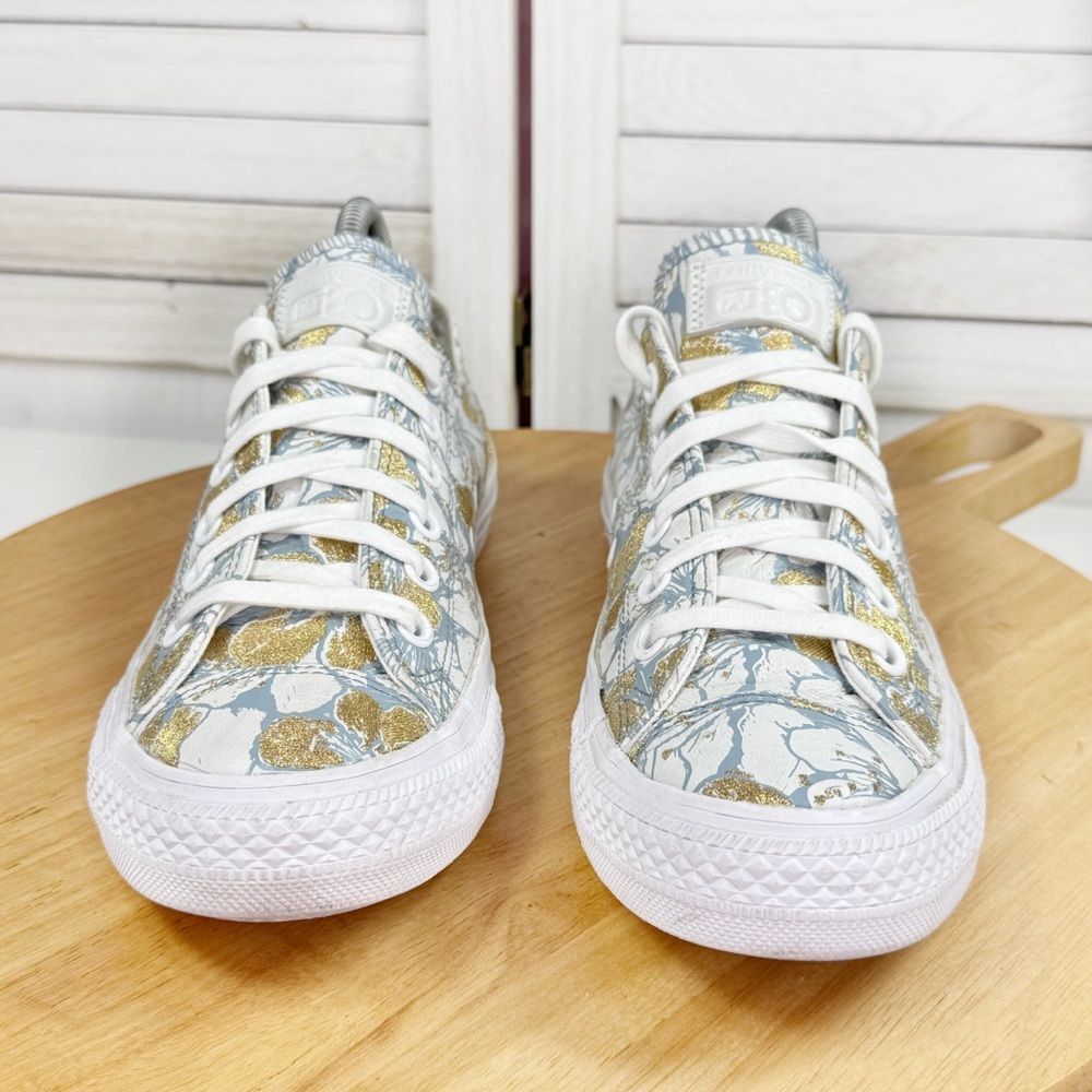 Converse Pat Bo Chuck Taylor Ox Floral Embroidered Leather Sneakers Blue Gold 8 - Picture 2 of 11